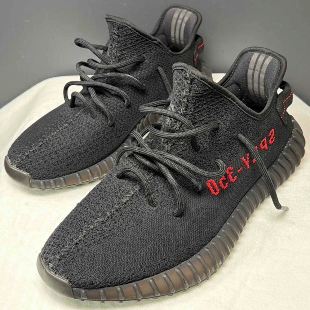 Yeezy Boost 350 V2 “Black Red” (Bred) | CP9652 | 10.5M - Picture 3 of 9